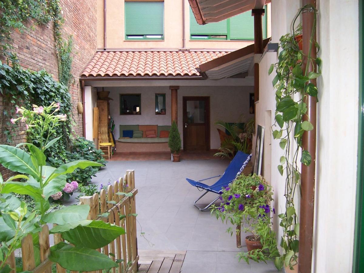 Apartamento En El Casco Historico, Frente A La Colegiata De San Isidoro, León Buitenkant foto